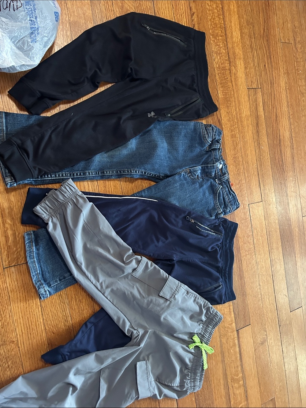 Under Armour Kids Black and Gray Sweatpants Joggers